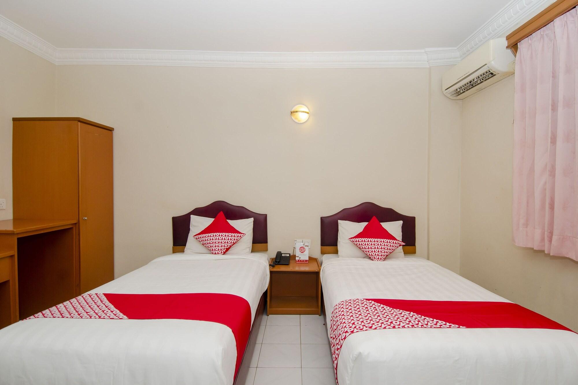 Halim Hotel Tanjung Pinang Eksteriør billede