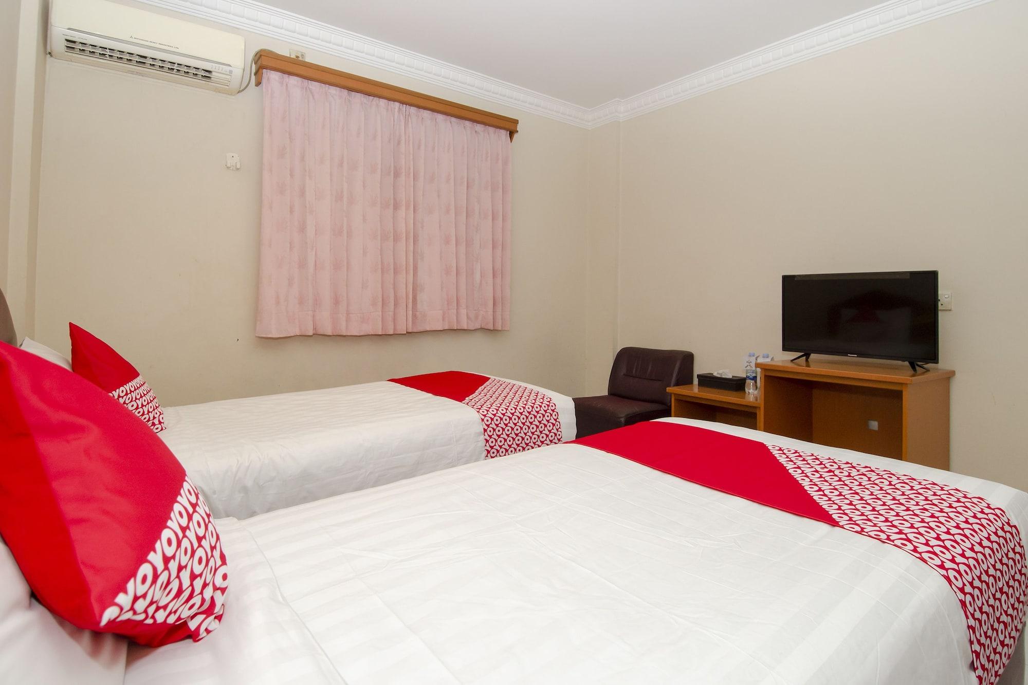 Halim Hotel Tanjung Pinang Eksteriør billede