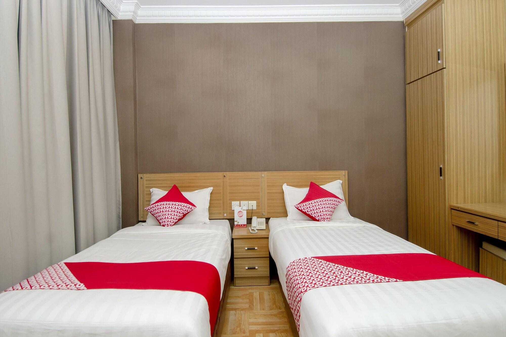 Halim Hotel Tanjung Pinang Eksteriør billede